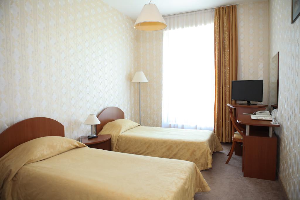 Hotel Perperikon Kŭrdzhali Habitación foto
